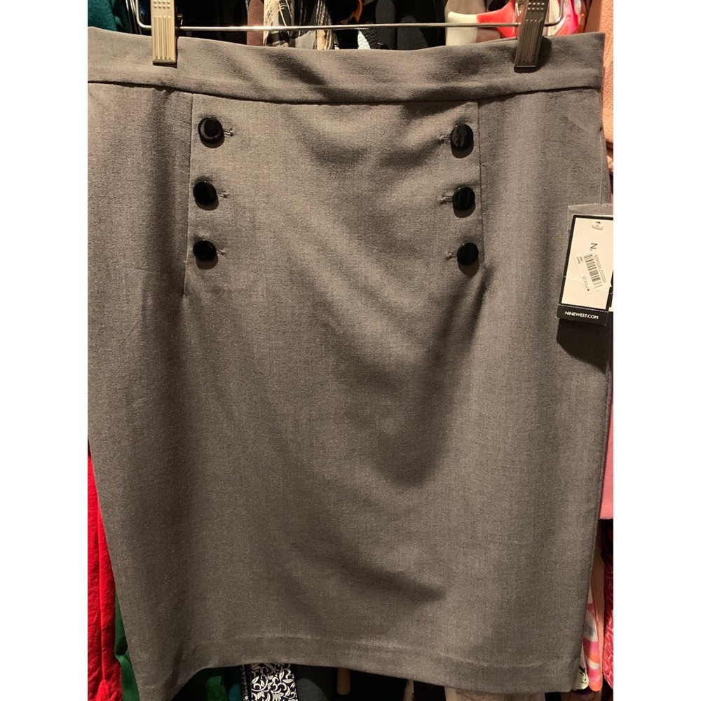 **NWT** Nine West Skirt